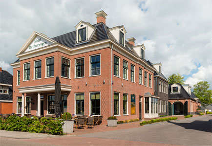 hotel_de_postwagen