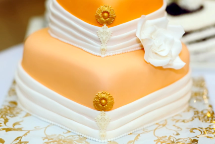 bruidstaart_oranje_goud_bruidsbeurs